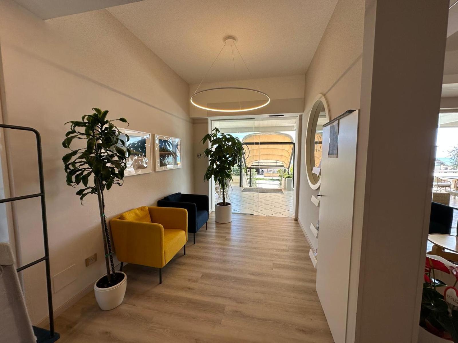 Hotel Costa Verde Pineto Eksteriør bilde
